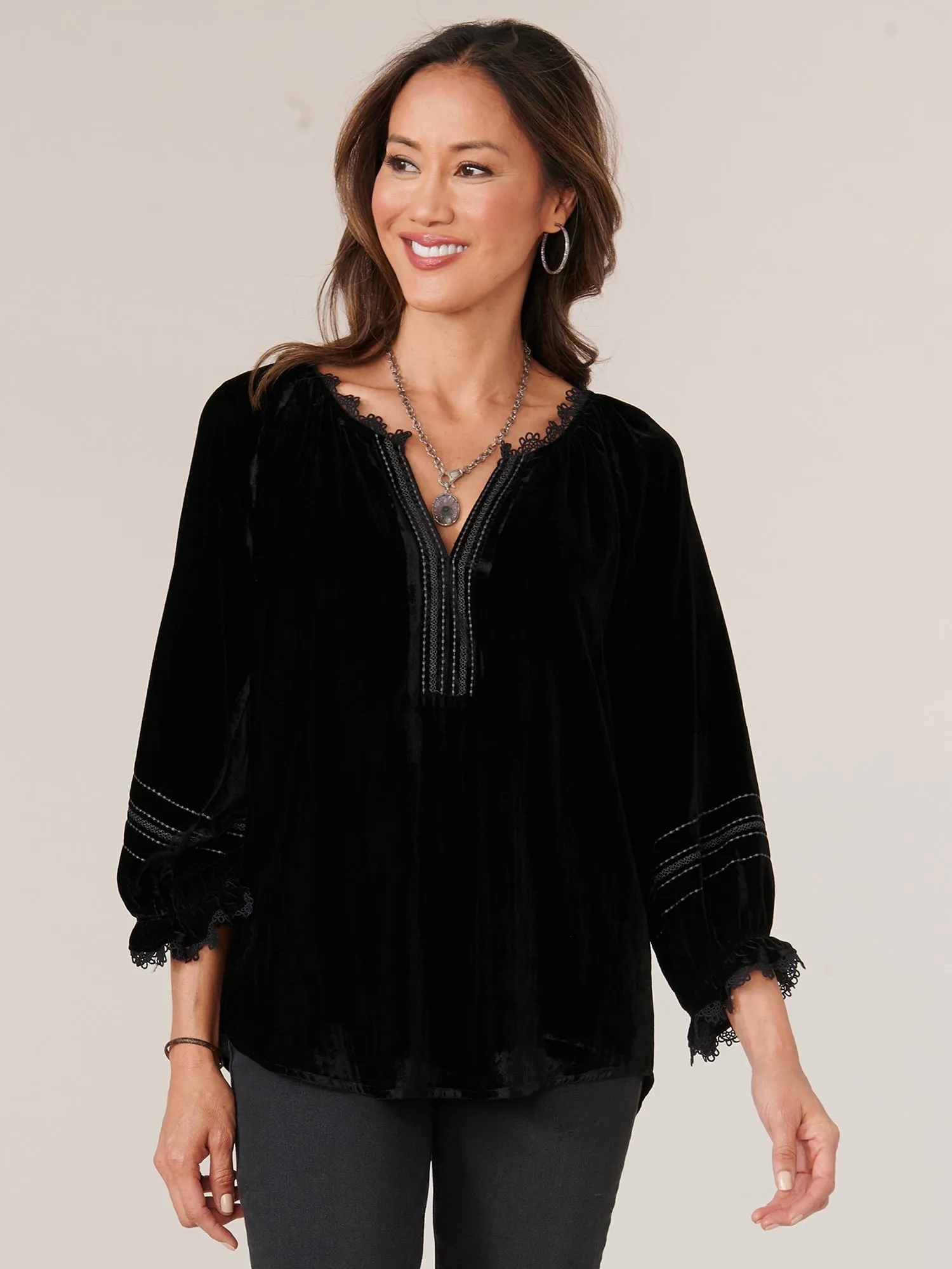 3/4 Blouson Sleeve Ruffle Edge Split V-Neck Embroidered Woven Top