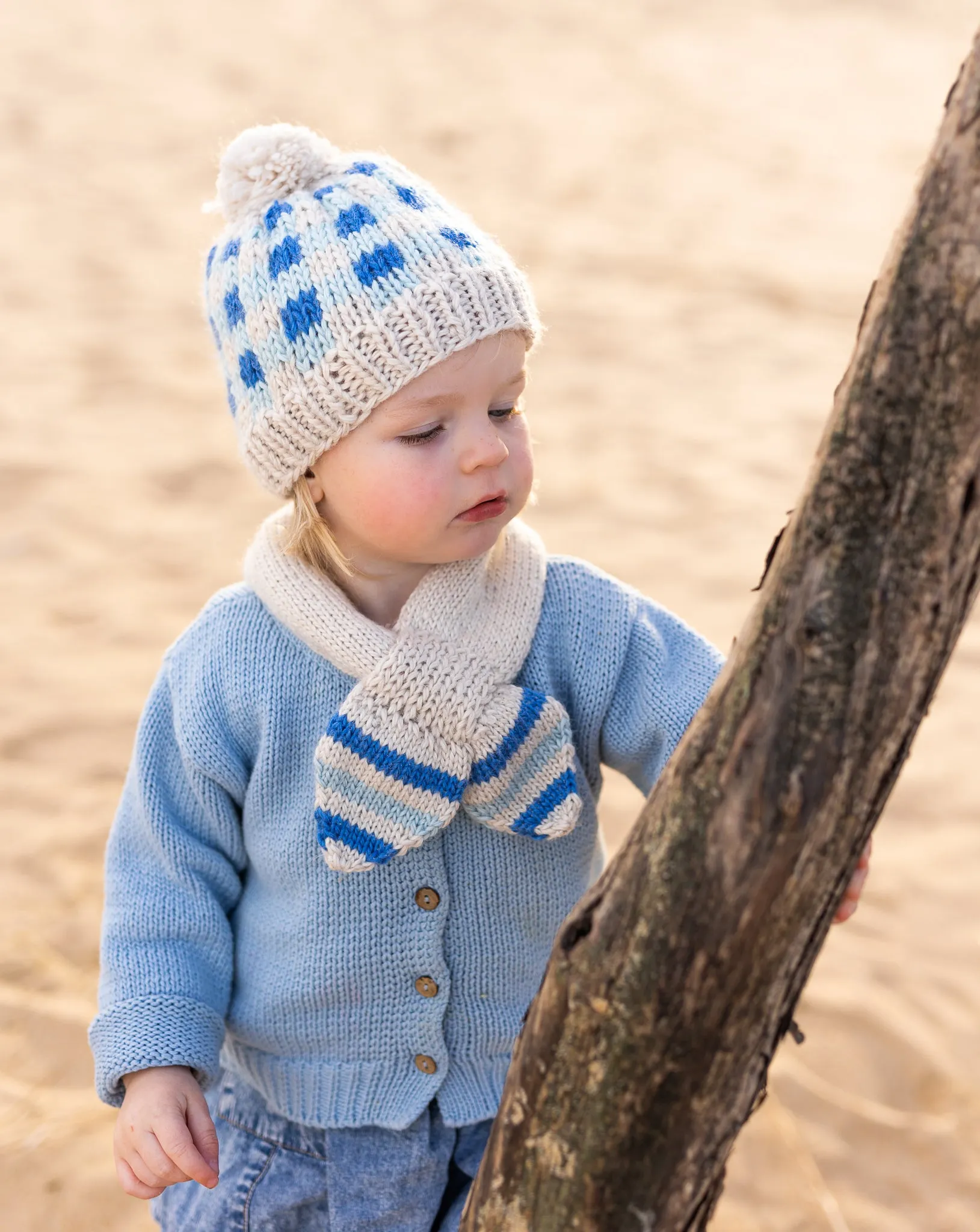 Acorn Checks Beanie - Blue