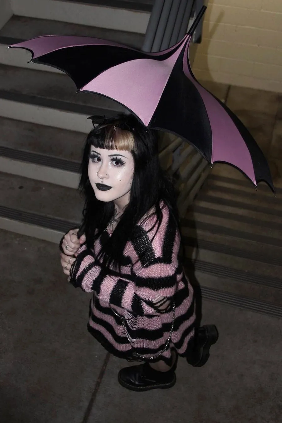 Batwing Pagoda Umbrella [BLACK/PASTEL PINK STRIPED]