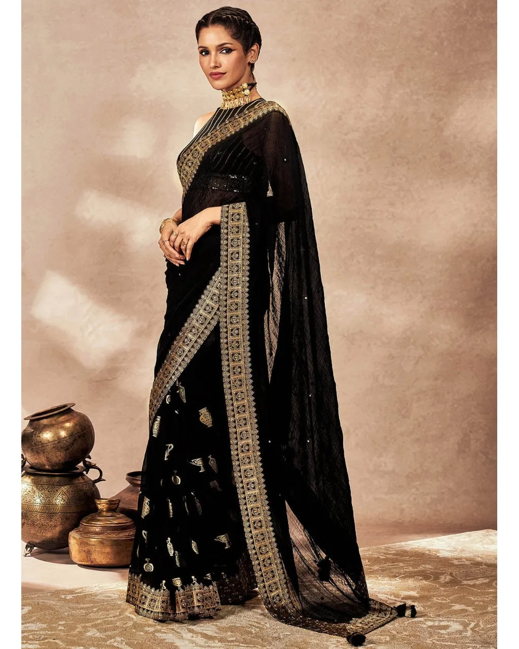 Black Potters Touch Crushed Sari Set