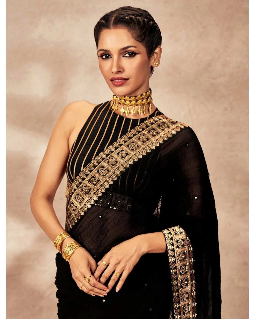 Black Potters Touch Crushed Sari Set