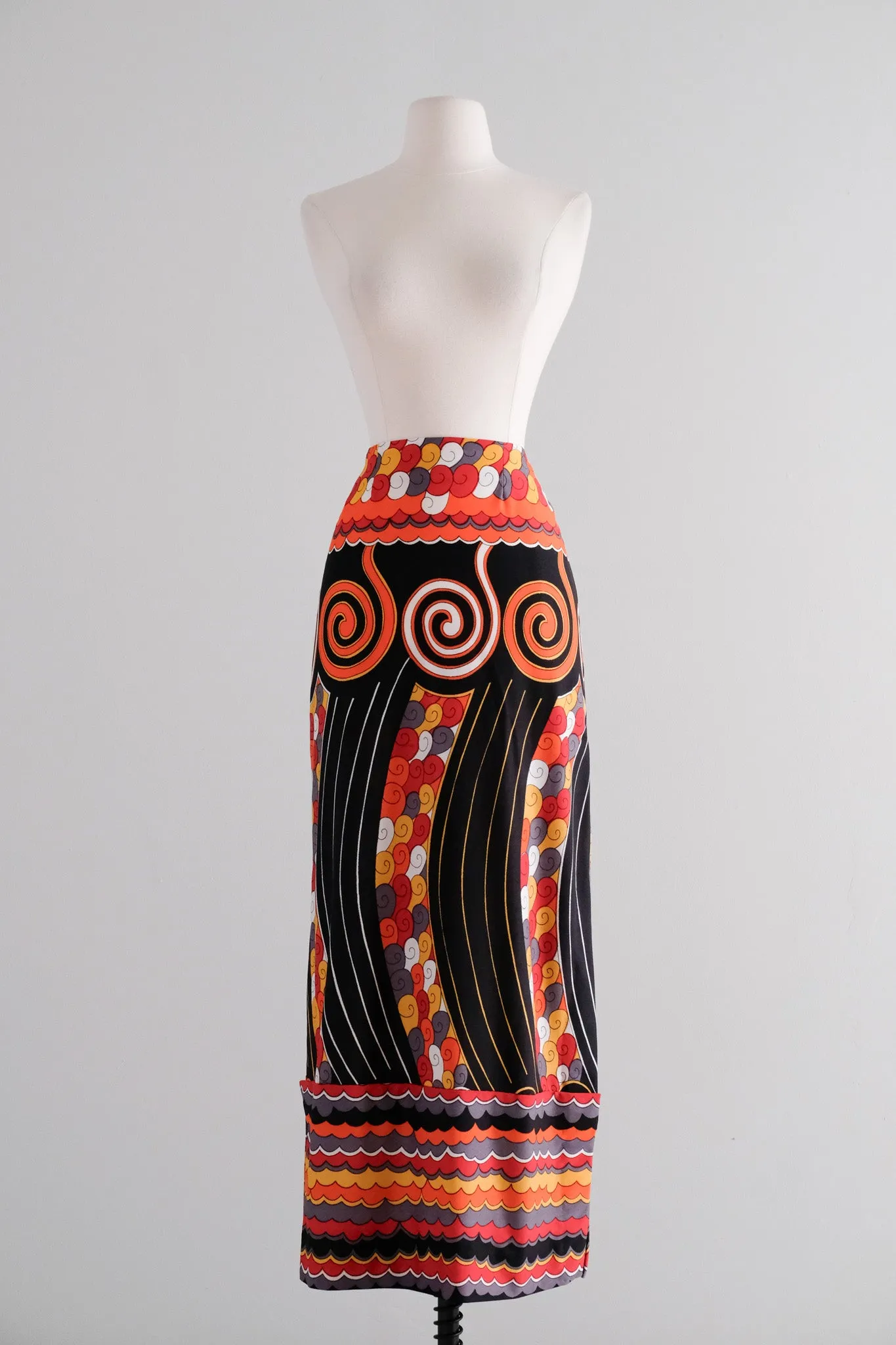 Bold Pucci Inspired 1970's Swirling Geometric Column Skirt / Sz S