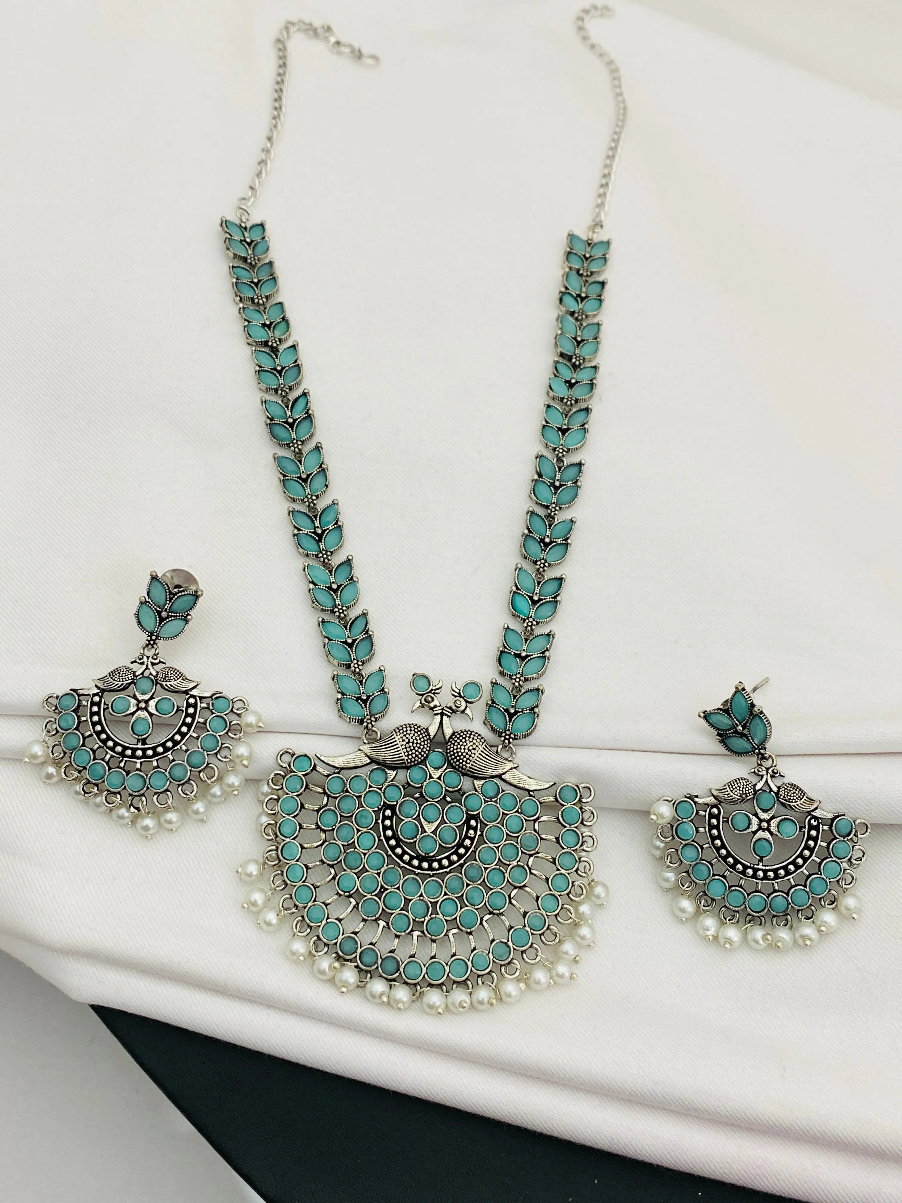 Exclusive Fashionable Oxidized Light Blue Heavy Pendant Necklace With Earrings