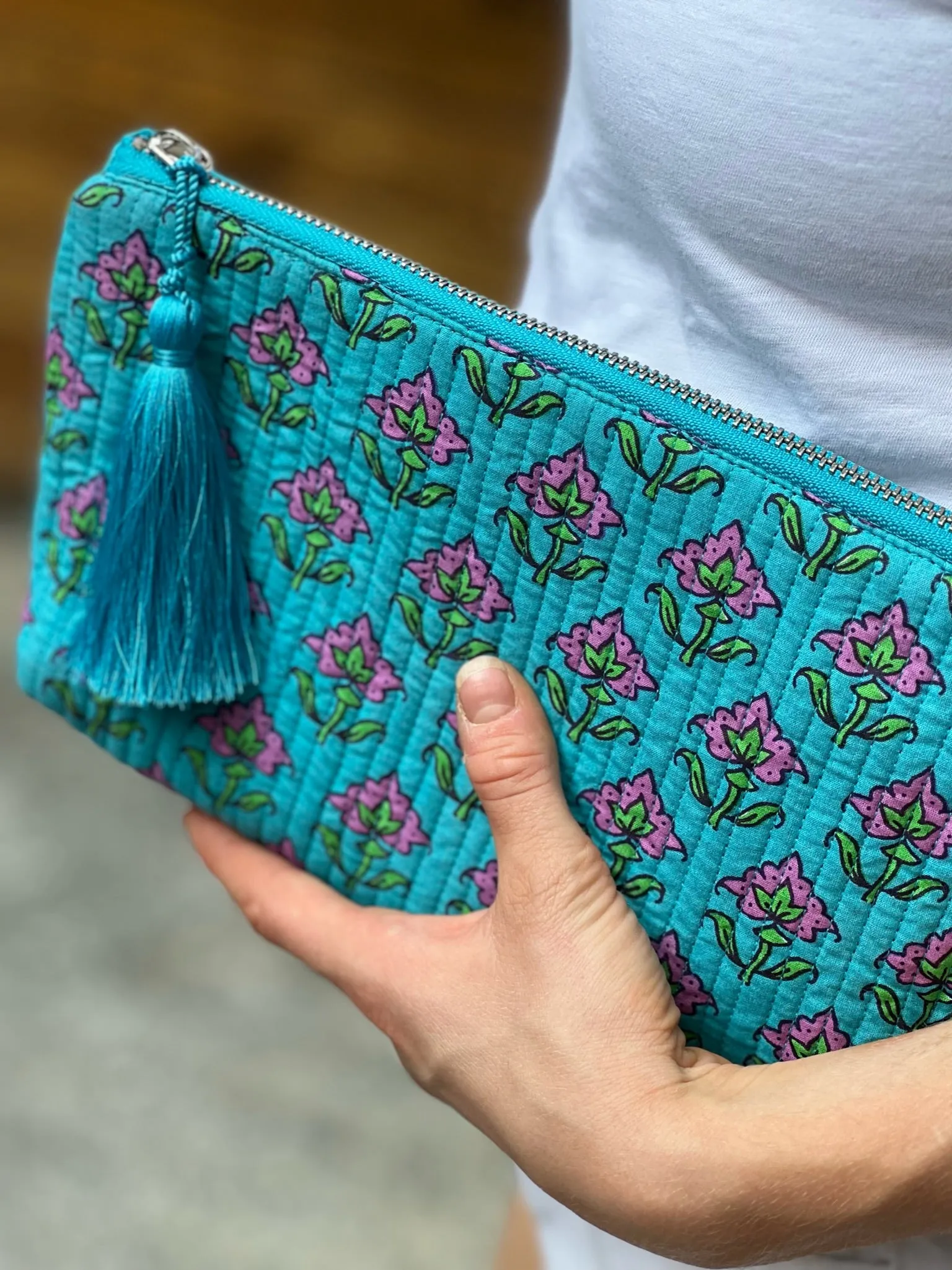 Hold Me Clutch - Quilted Blue Floral