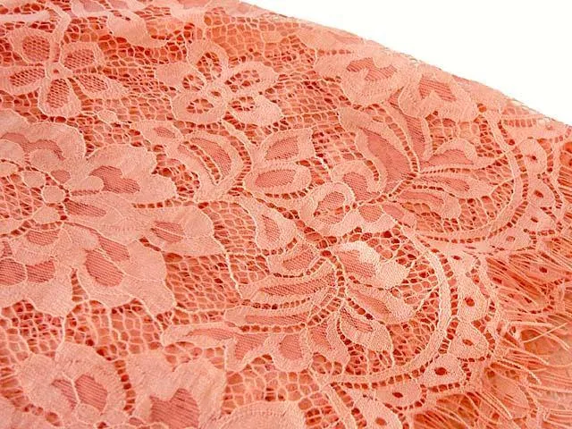 LARGE BLUSH PINK LACE DETAIL LIGHTWEIGHT SCARF