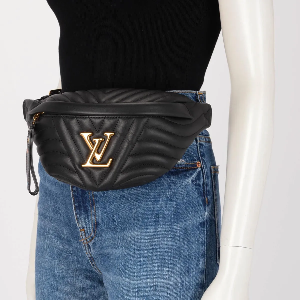 Louis Vuitton Black Quilted Calfskin New Wave Bumbag