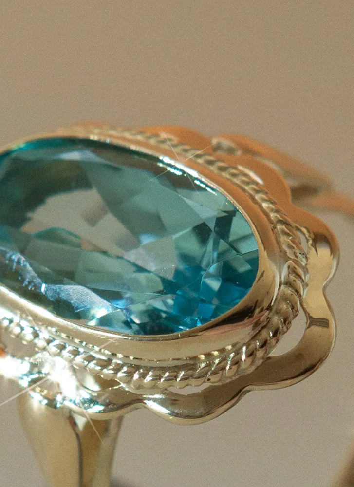 Poppy blue topaz ring 14k gold