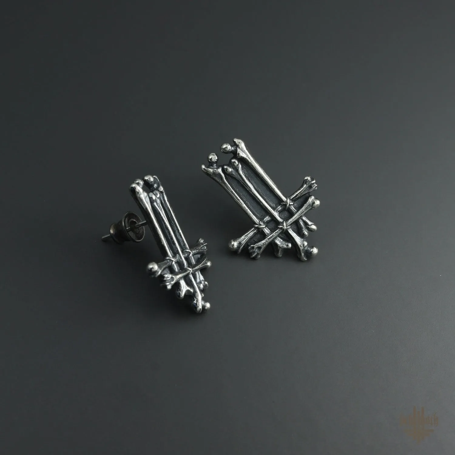 'Trivmviratvs' Behemoth sterling silver earrings (a pair)