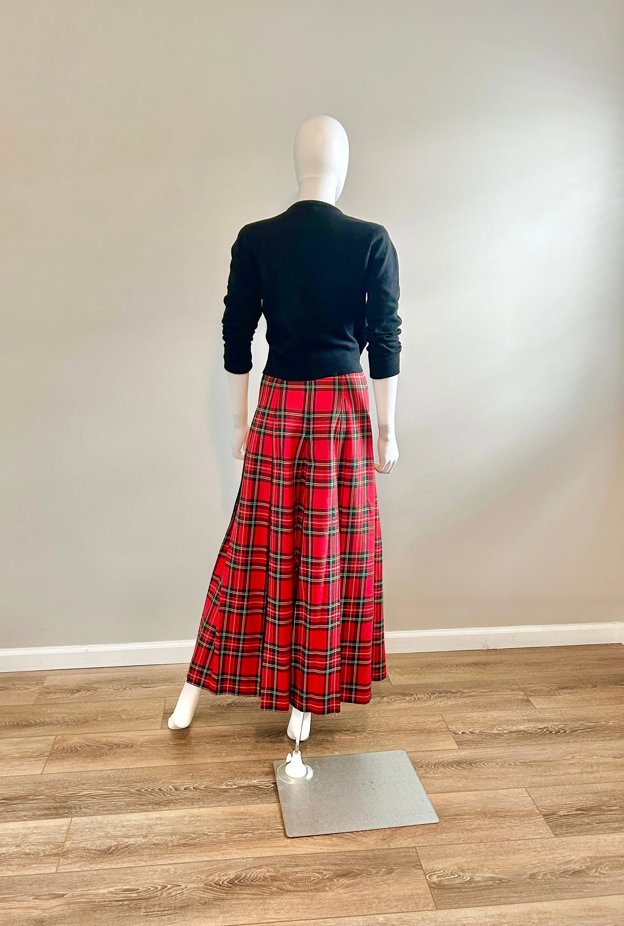 Vintage 1950s Red Tartan Plaid Maxi  / 50s Retro Holiday Skirt / Size XS S